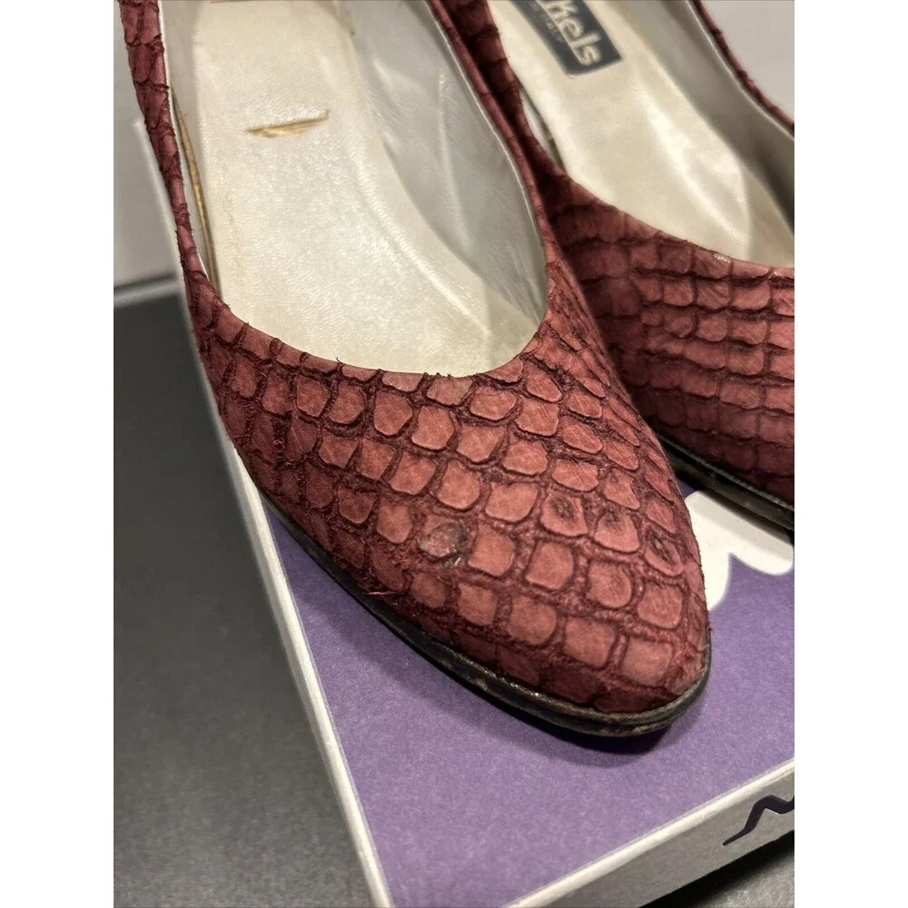 VINTAGE NICKELS LEATHER PUMP Heel MADE IN ITALY Size 8.5 AA With Box